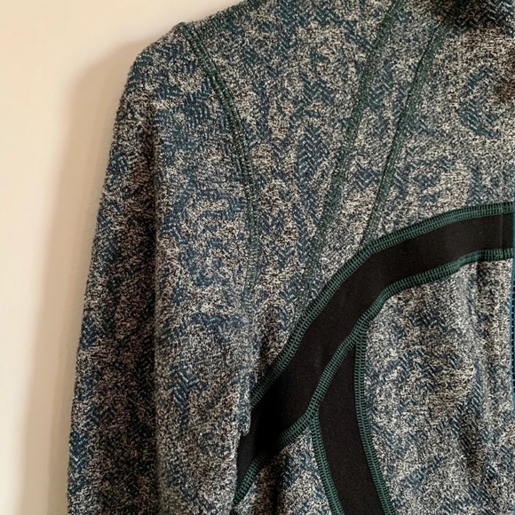 LULULEMON DEFINE JACKET - Picture 4 of 4